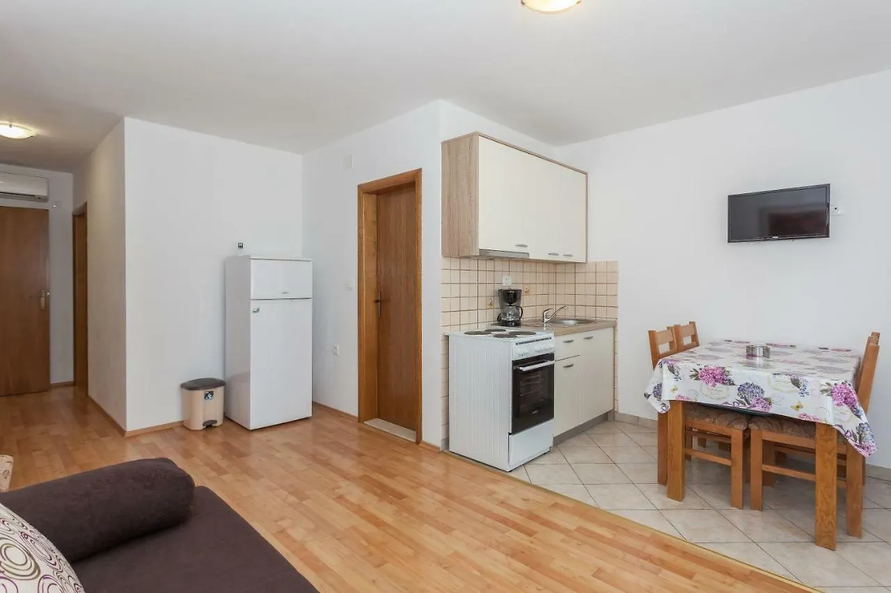 Apartments Mrsic Biograd Na Moru